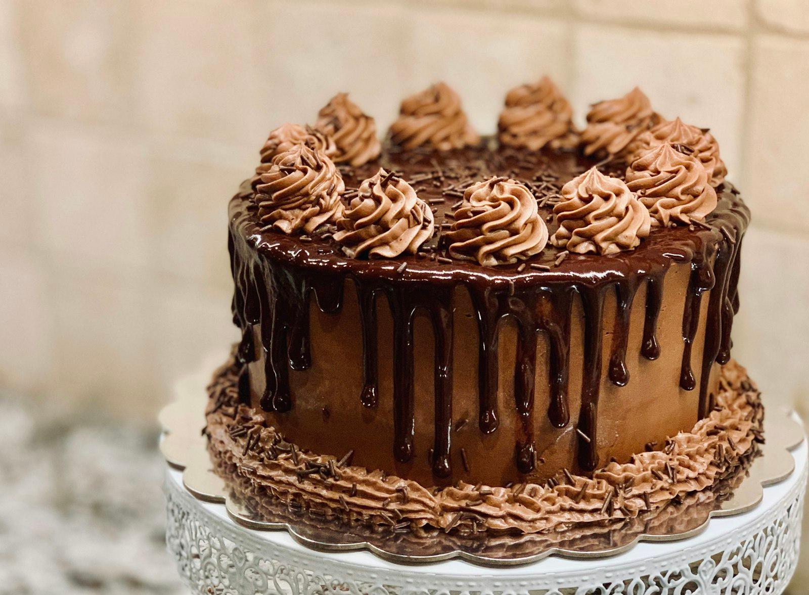 WakeNbake Cakes hero cake